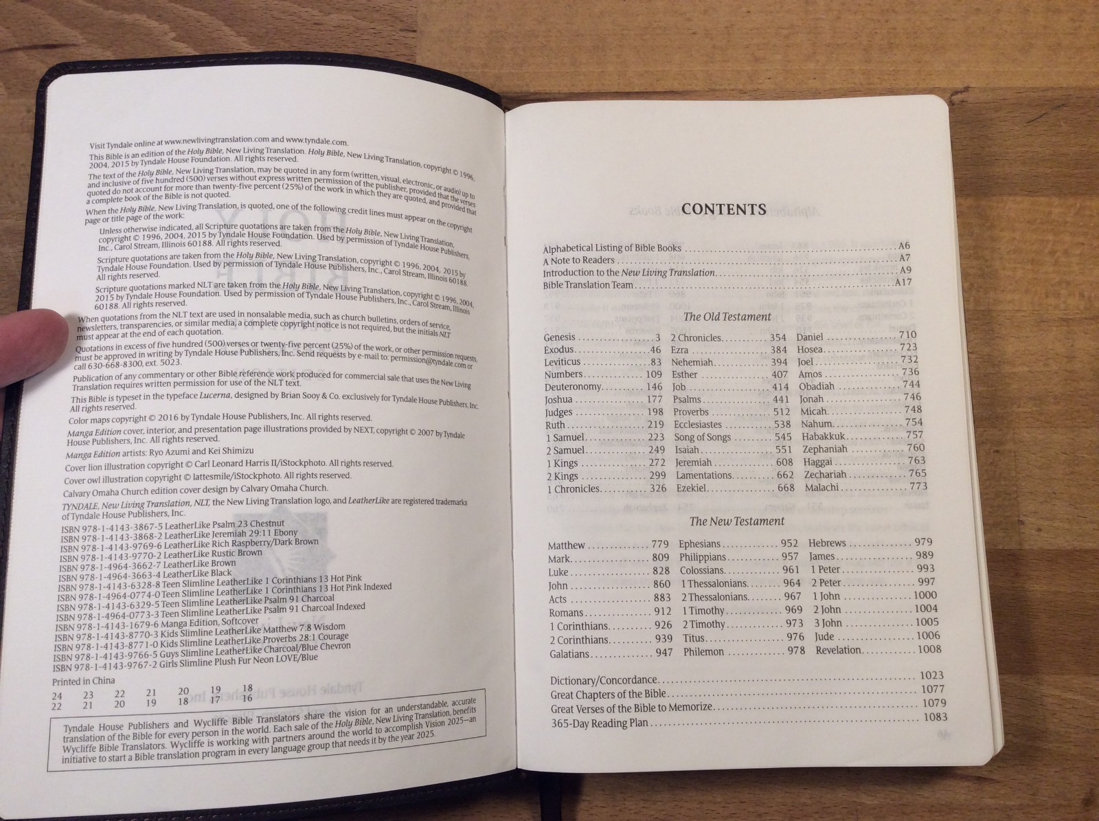 Holy Bible Slimline Reference Edition, New Living Translation, NLT, Tyndale