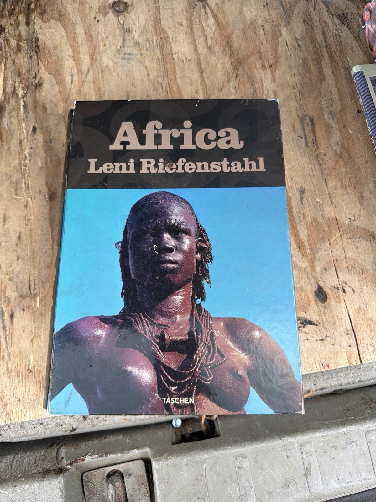 AFRICA Leni Riefenstahl-TASCHEN HB multi-lingual 559 pgs. Illus. Slipcover