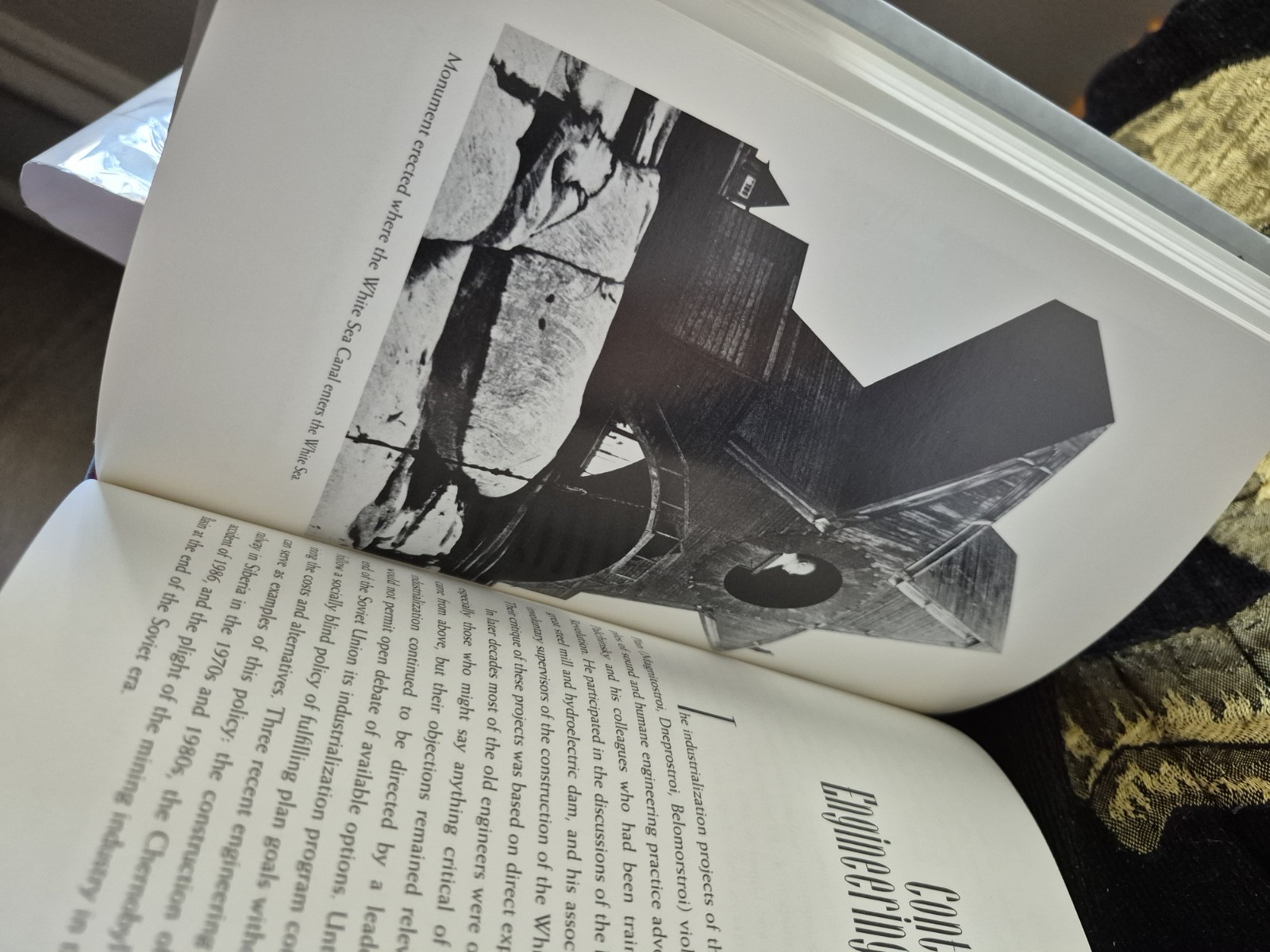 The Ghost of the Executed Engineer: Technology and the Fall of the Soviet Un…