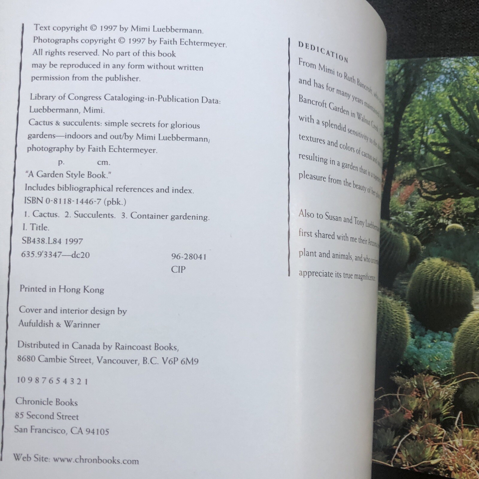Cactus and Succulents: Simple Secrets for- paperback, Luebbermann, 9780811814461