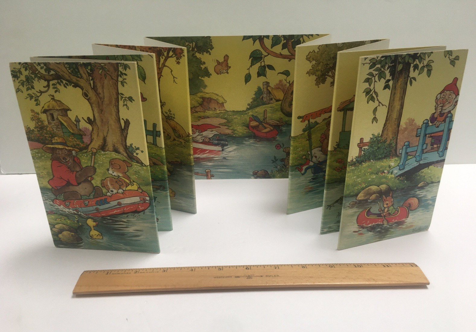 Children’s Characters Fun Fold Out Cardboard Book Colorful Holland 1984 Vintage