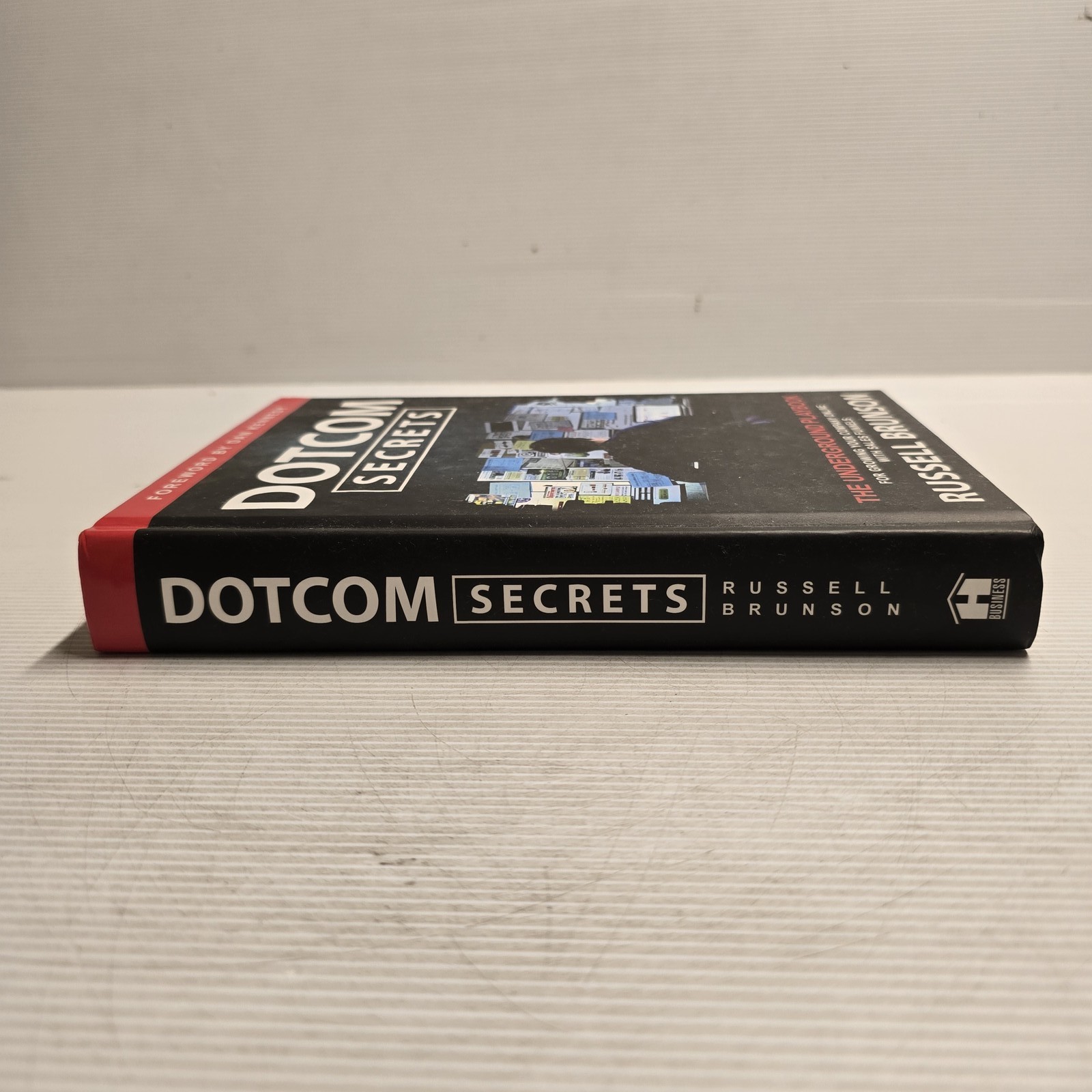 DotCom Secrets Russell Brunson The Underground Playbook Sales Funnels Business