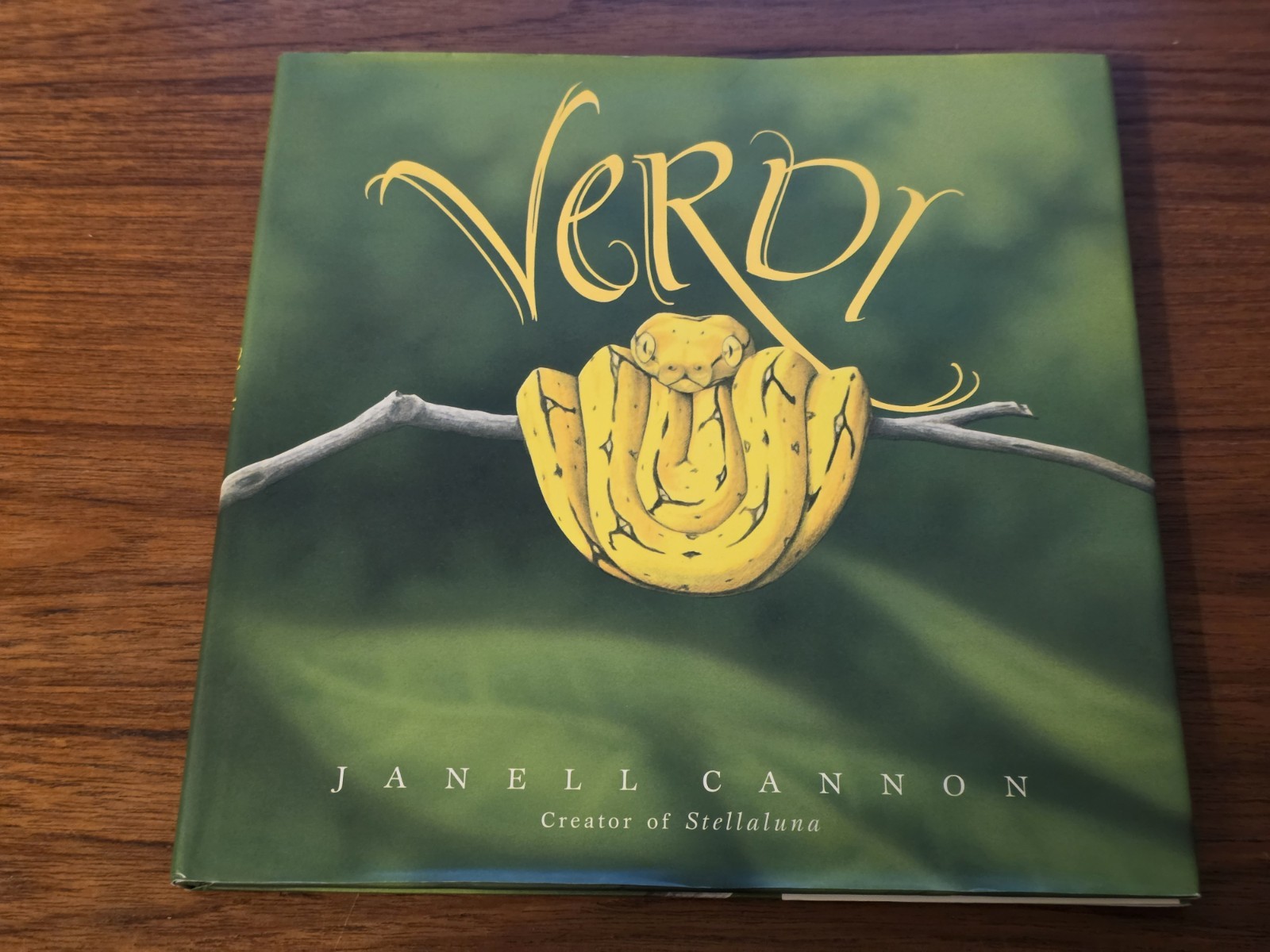 Lot of 2 Janell Cannon Books, Hardcover 1993 & 1997