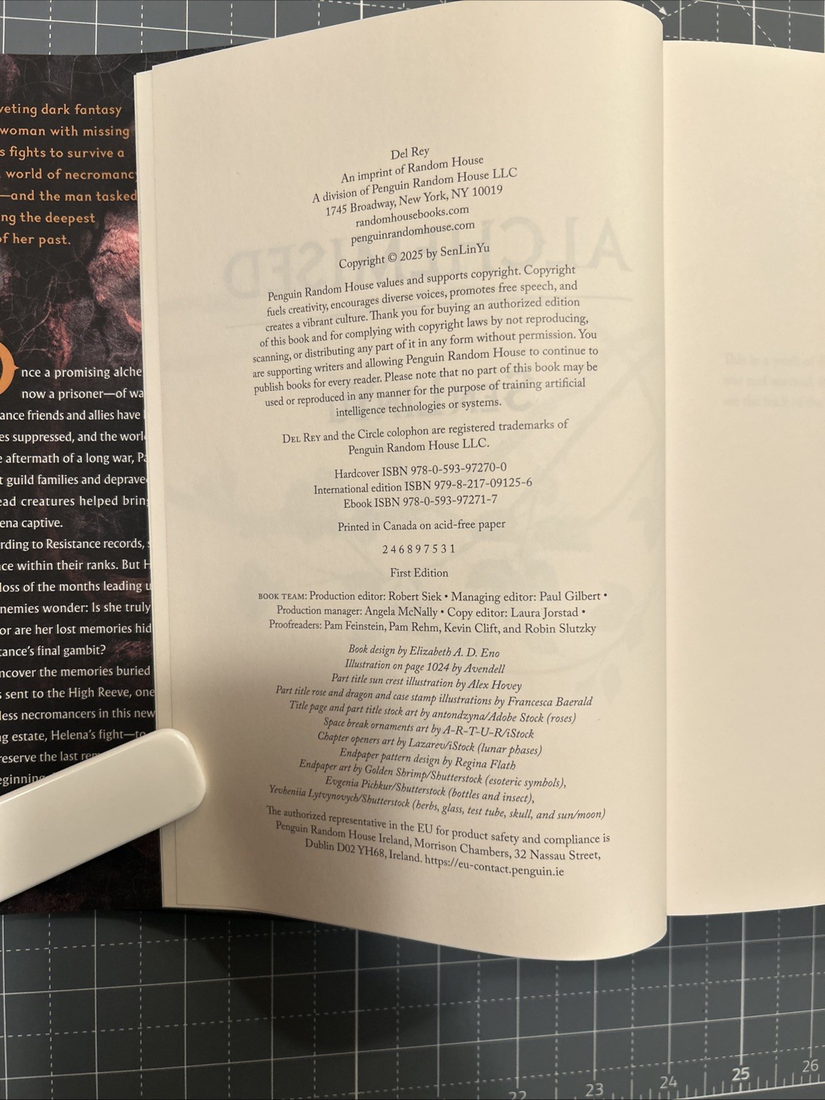 Alchemised – SenLinYu – 1st Edition and 1st Print – Near Fine