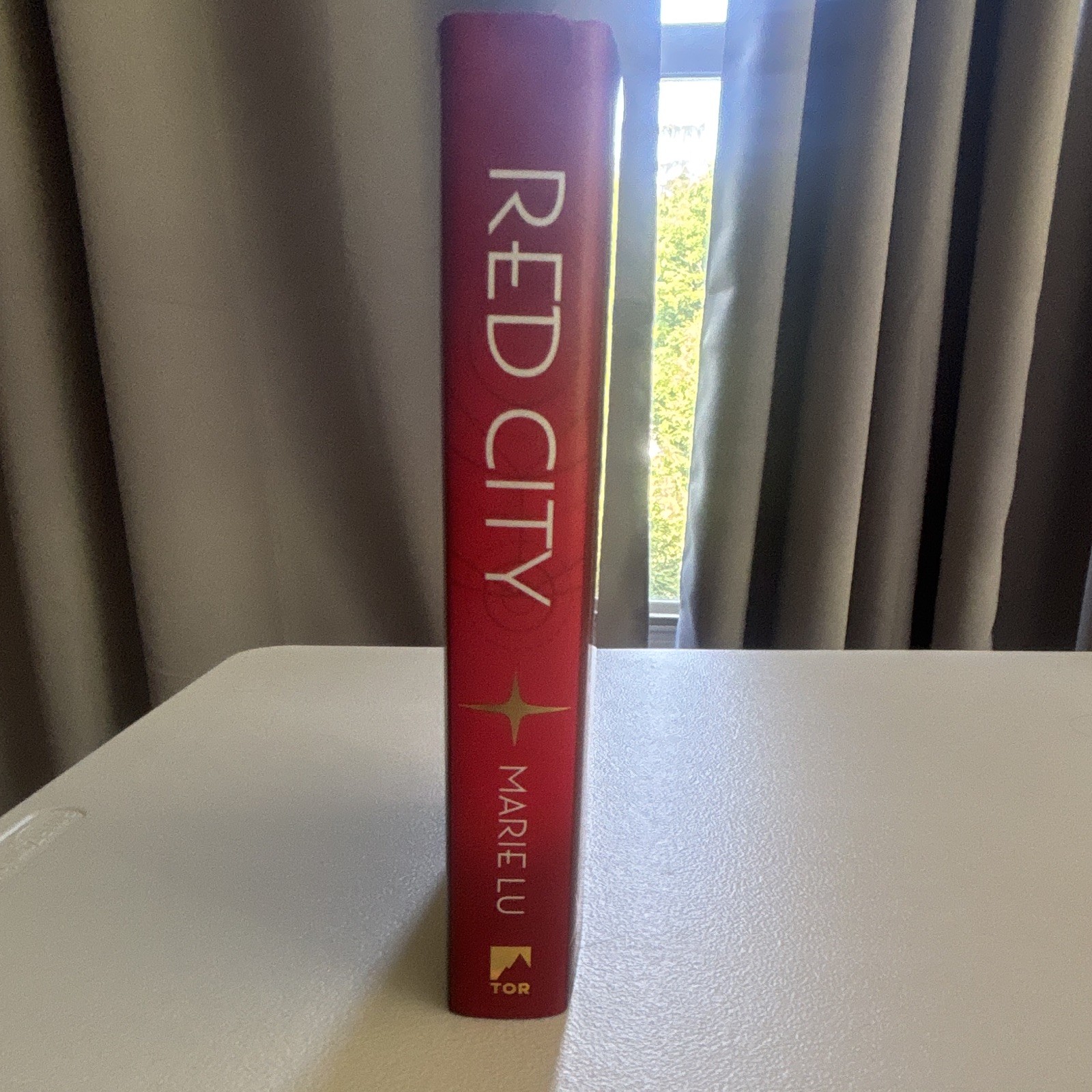 Marie Lu Red City HC Signed First Edition – Tor Fantasy Fiction Novel