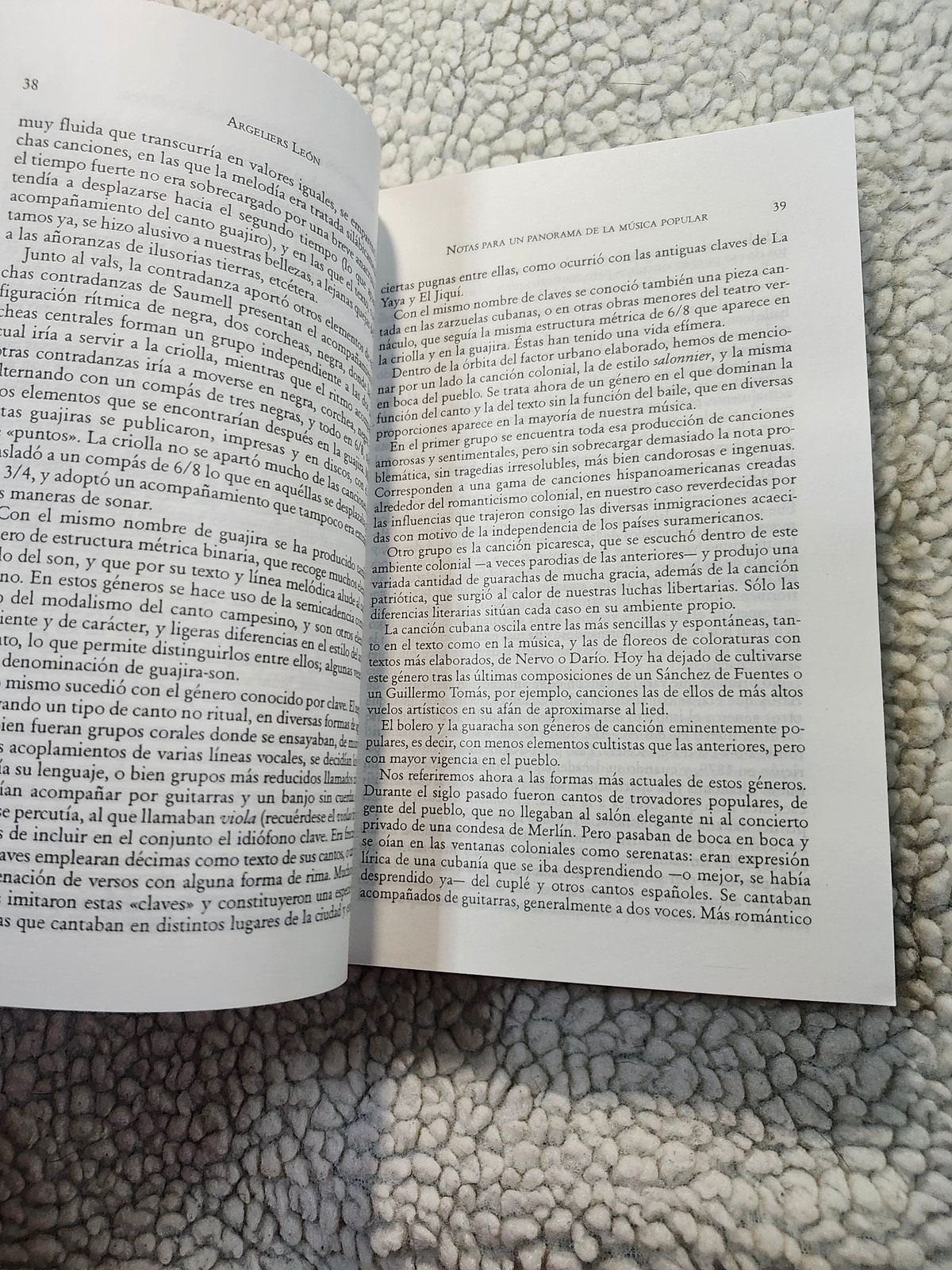 Panorama de la Música Popular Cubana Radamés Giro Paperback Spanish 1998