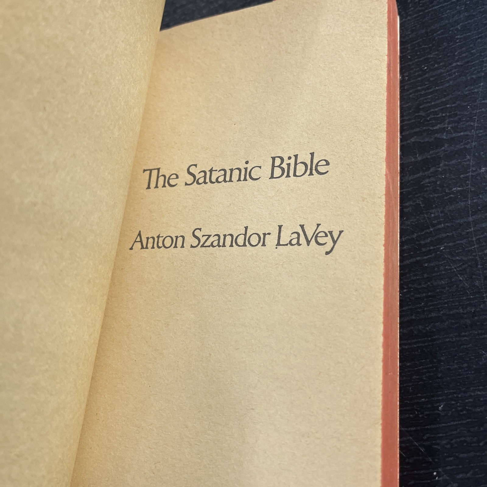 The Satanic Bible & Satantic Rituals Set of 2 books Anton Szandor LaVey. Q #963
