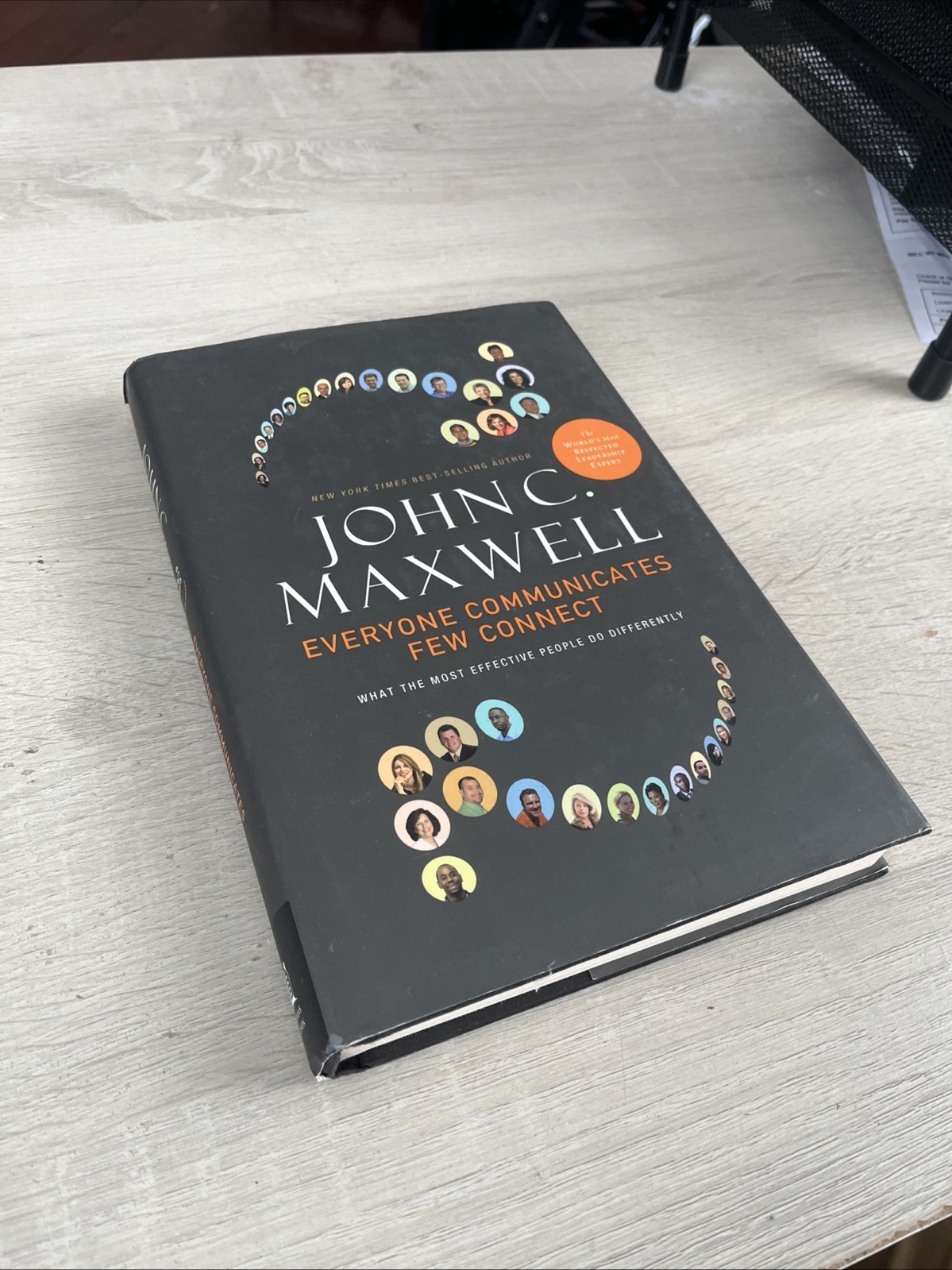 Everyone Communicates, Few Connect | John C. Maxwell | HC | 2010 | SIGNED