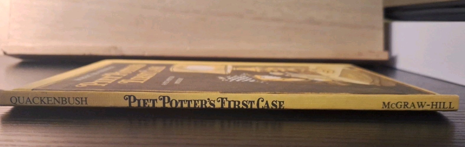 Piet Potter’s First Case by Robert Quackenbush 1980 HC Weekly Reader Mystery