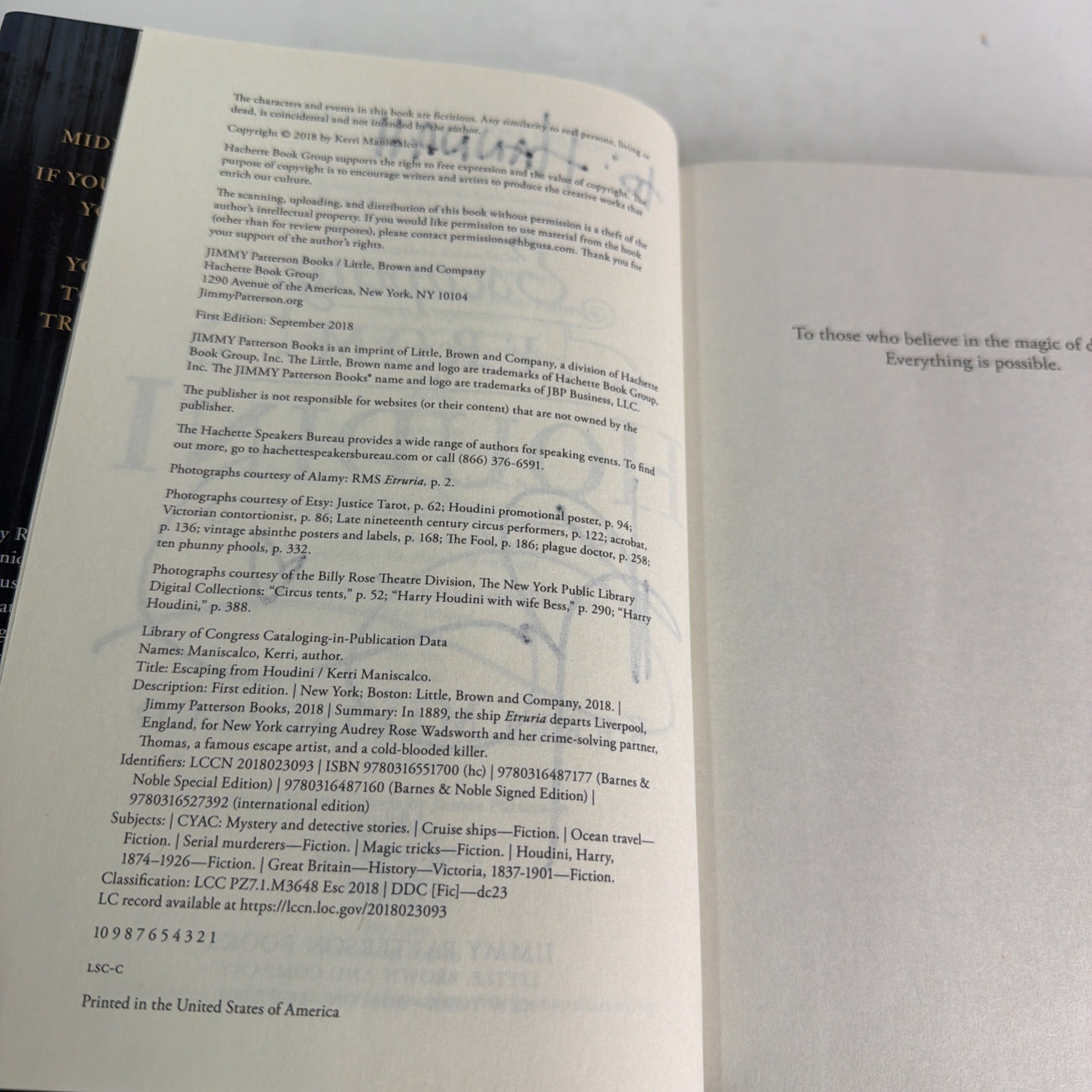 SIGNED Escaping From Houdini Kerri Maniscalco Special Edition Hardcover DJ