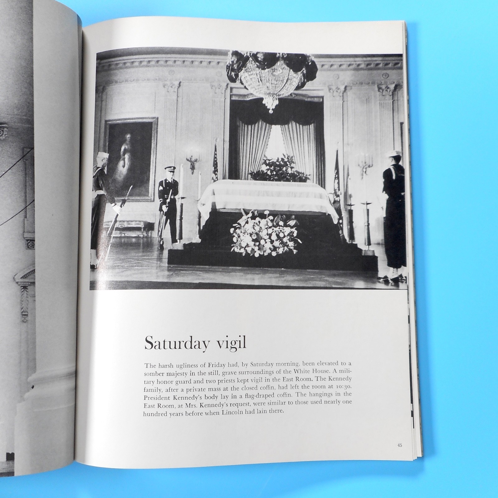 Four Days Historical Record Death US President John Kennedy JFK Softcover Photos