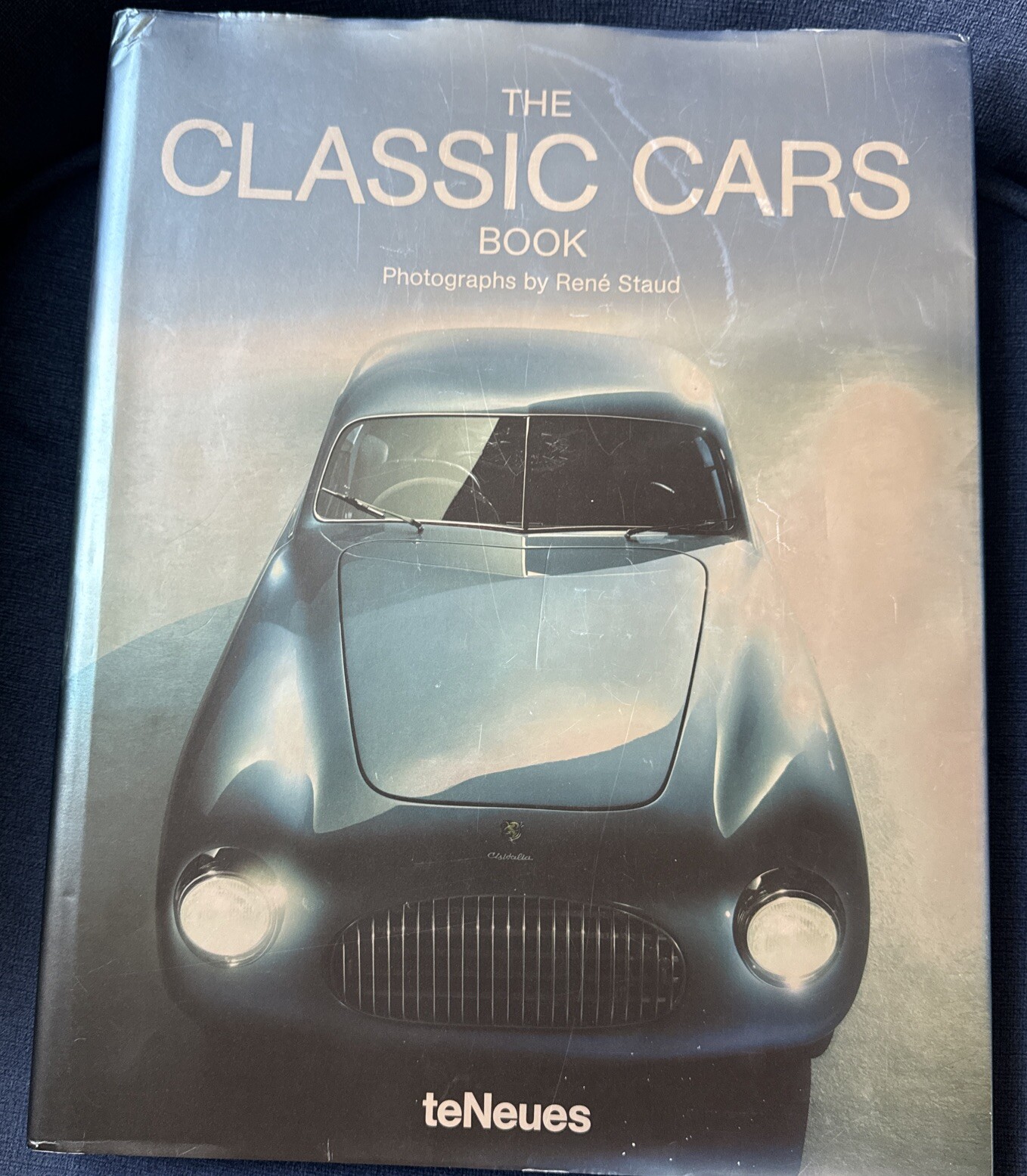 The Classic Cars Book – Hardcover By Lewandoski, Jrgen