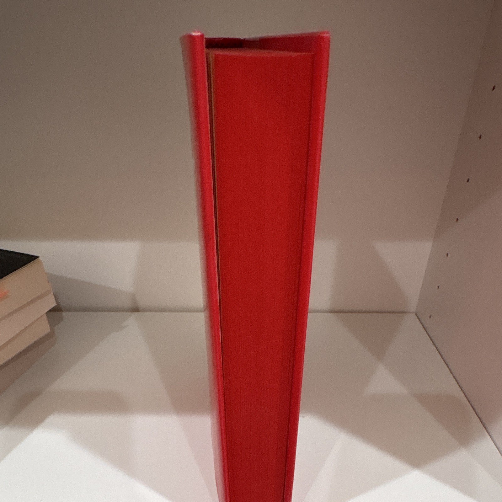 Victoria Aveyard Red Queen Collector’s Edition Hardcover YA Fiction Novel