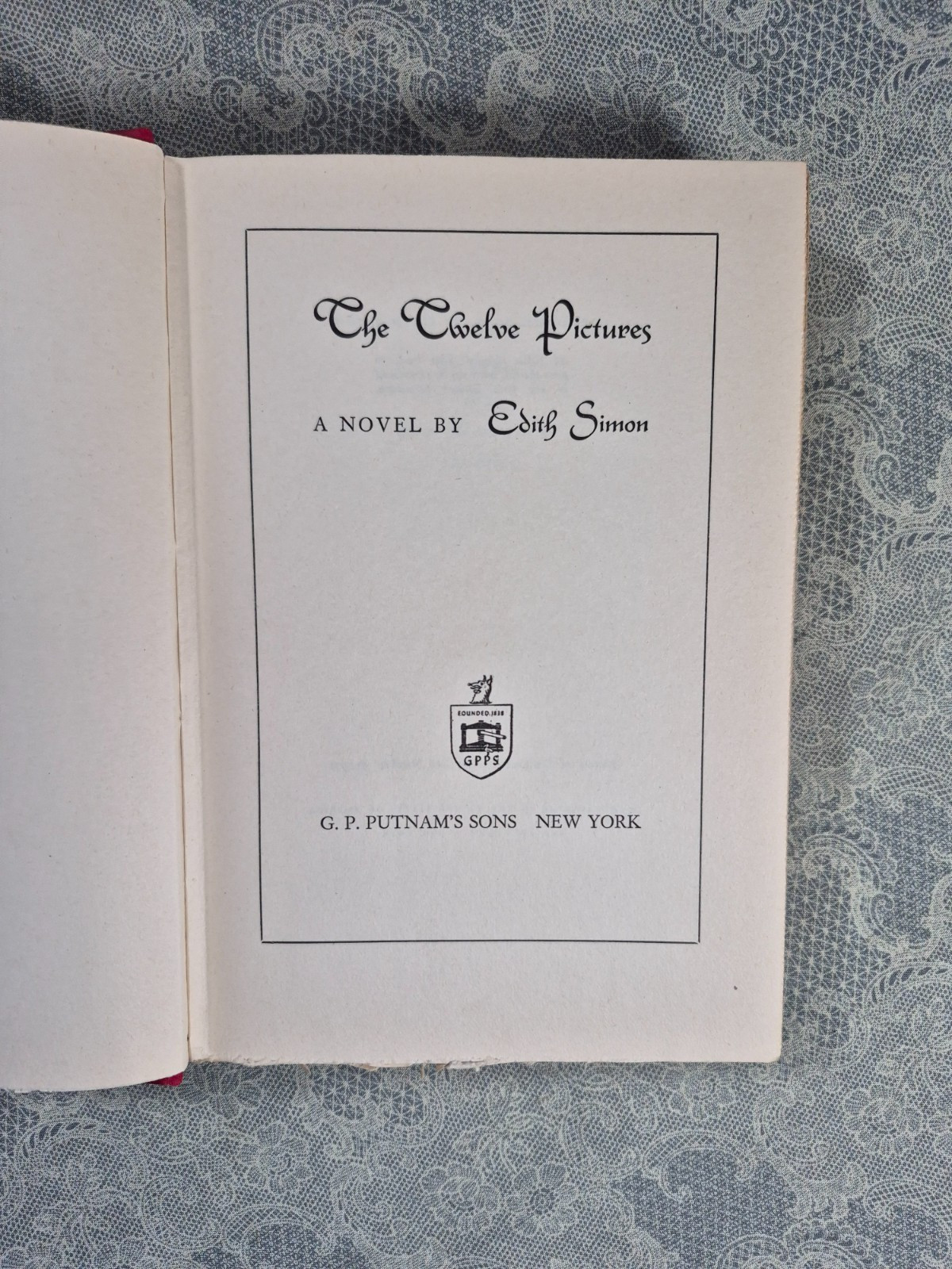 The Twelve Pictures: Edith Simon. G. P. Putnam’s Sons, 1955