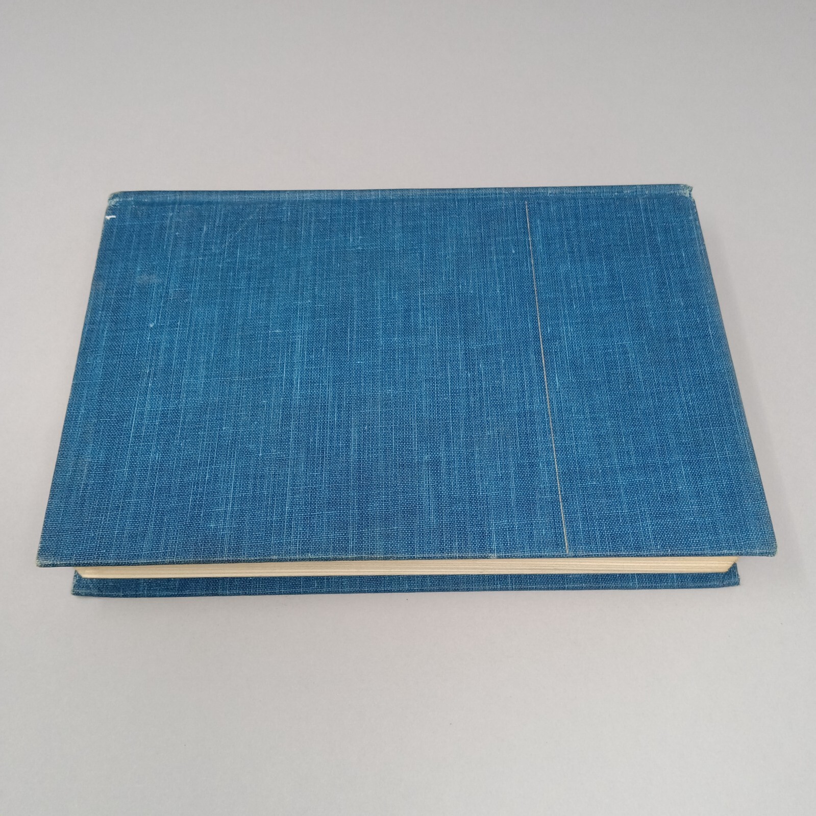 Decision At Delphi: 1960 Harcourt, Brace And Company Hardcover by Helen MacInnes