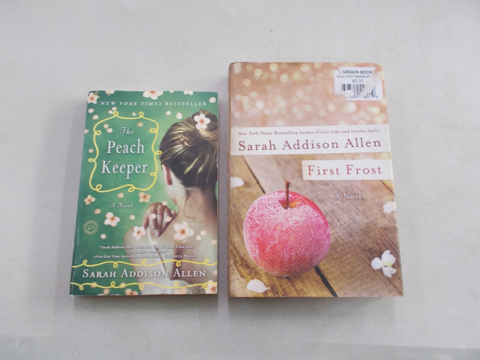 2 SARAH ADDISON ALLEN # MIXED TRADE PB HC W/DJ PEACH KEEPER FIRST FROST