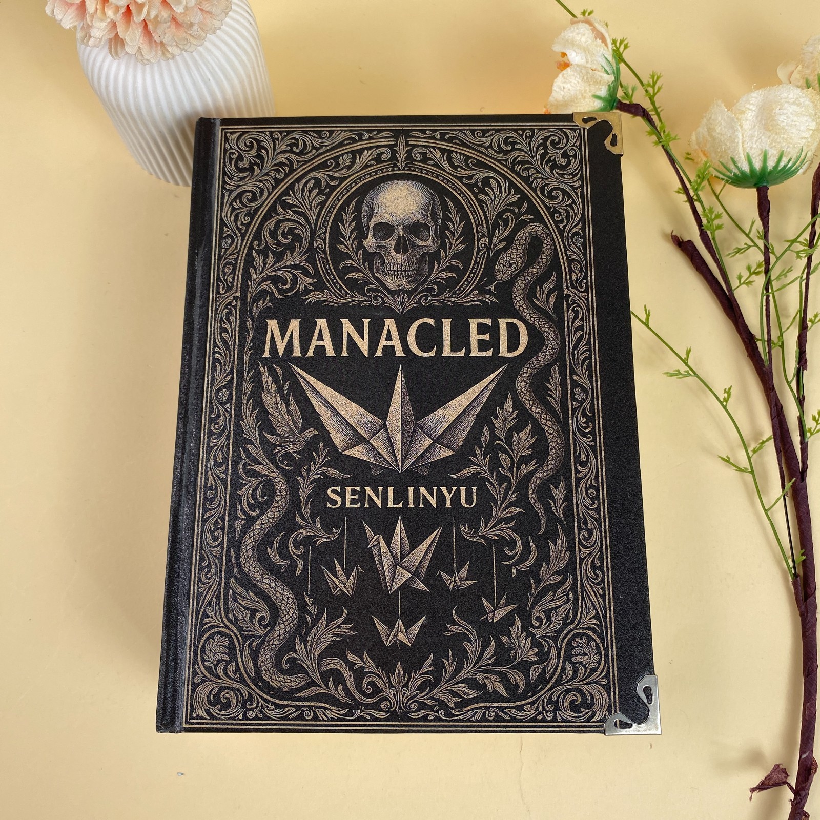 Manacled SenLinYu 3 in 1 All in One Hardcover Special Edition Complete Story