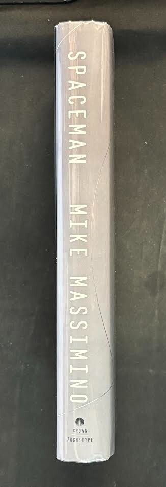 SPACEMAN Crown Archetype – HC 1st Print SIGNED Mike Massimino w/ DJ (VF) 2016