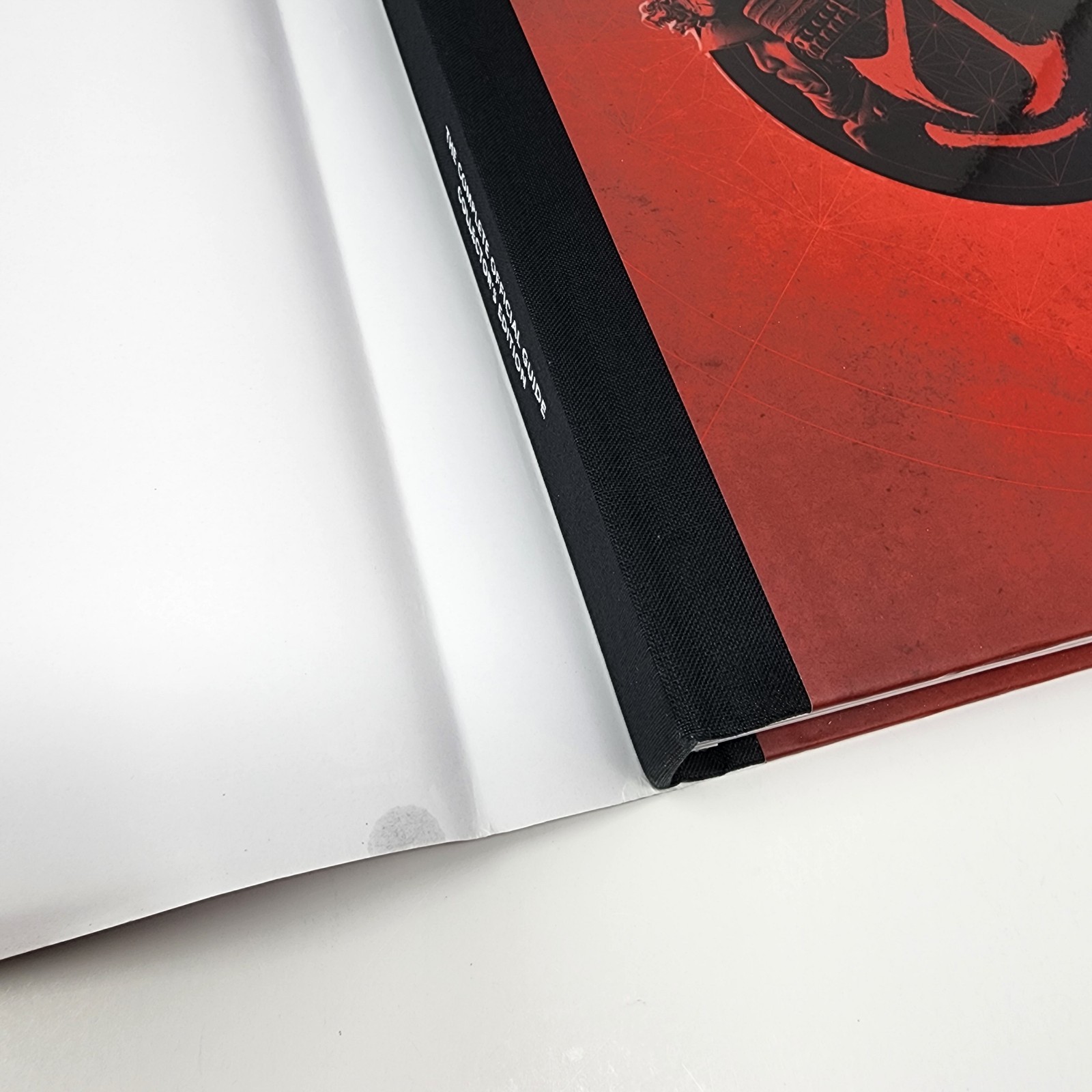Assassin’s Creed Shadows – The Complete Guide: Collector’s Edition Hardcover, F