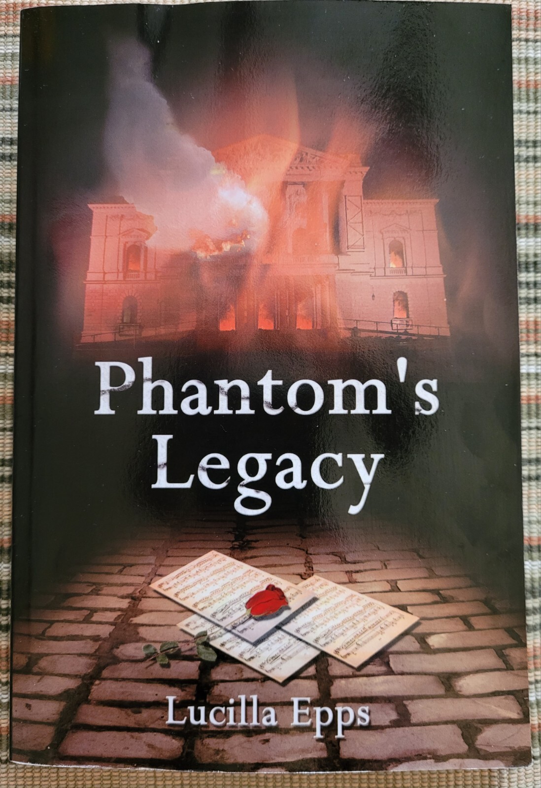 Phantom’s Legacy by Lucilla Epps (2008, Trade Paperback)