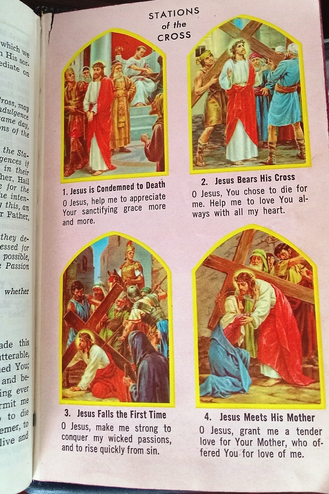 ANTIQUE CATHOLIC LATIN ENGLISH MISSAL; FINE BINDING; TLM BRIGHT GILT; CA.. 1961