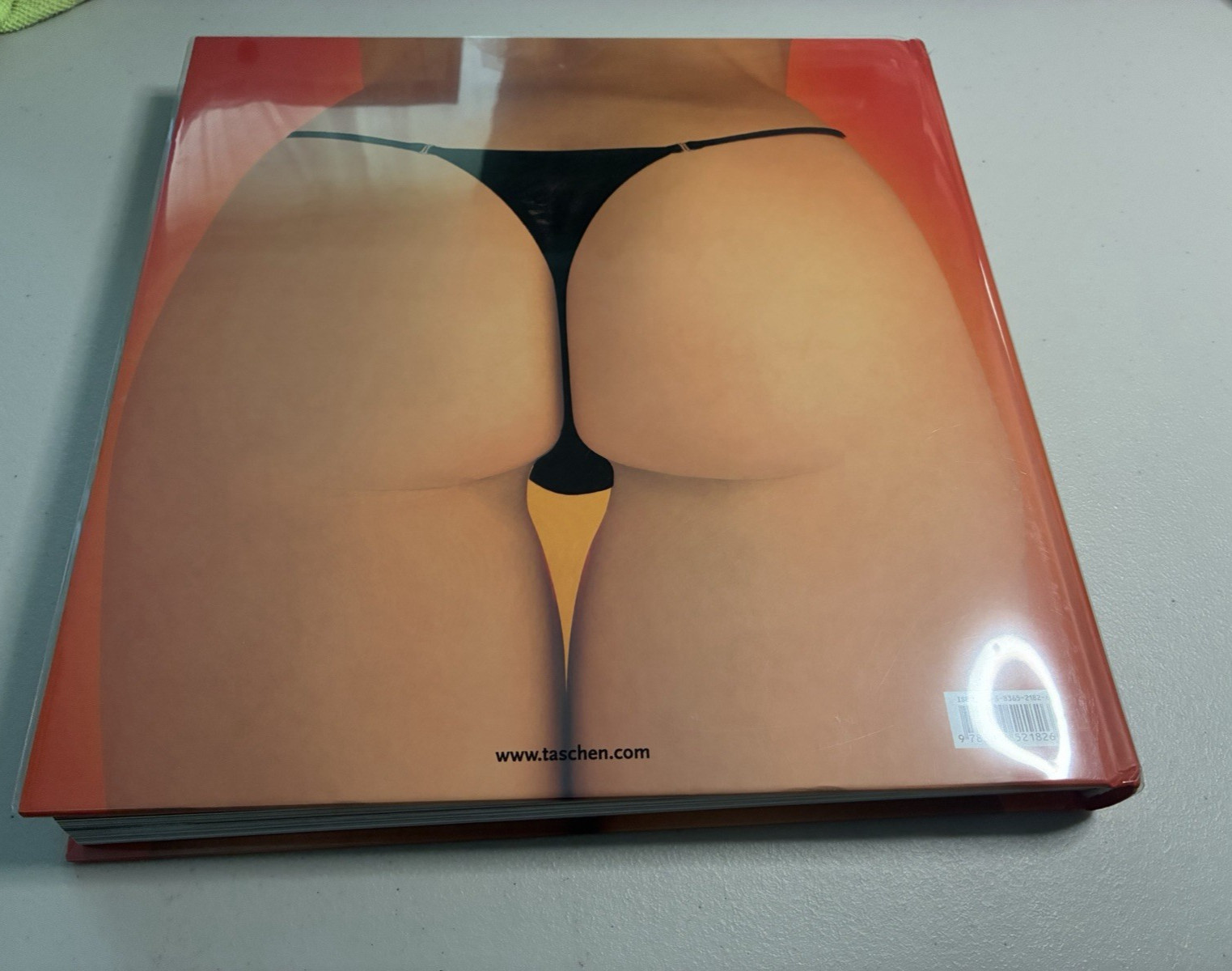 The Big Book of Pussy – Taschen – Dian Hanson 2001 First Printing Hardcover