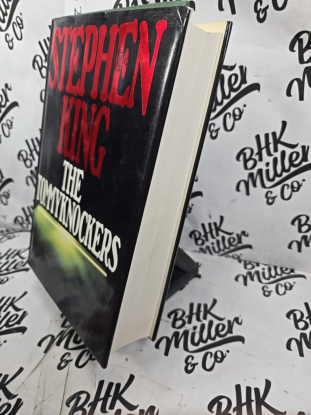 The Tommyknockers by Stephen King HC Putnam First Edition Red Letters