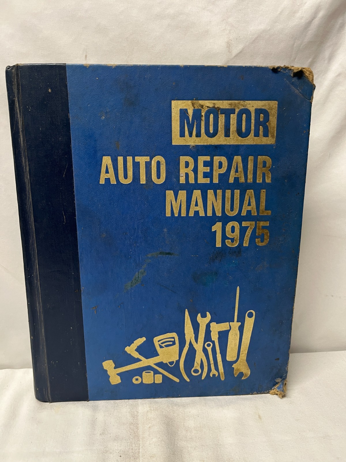 Motor Auto Repair Manual 1975 Motor Hardcover Book Car 38th EDITION