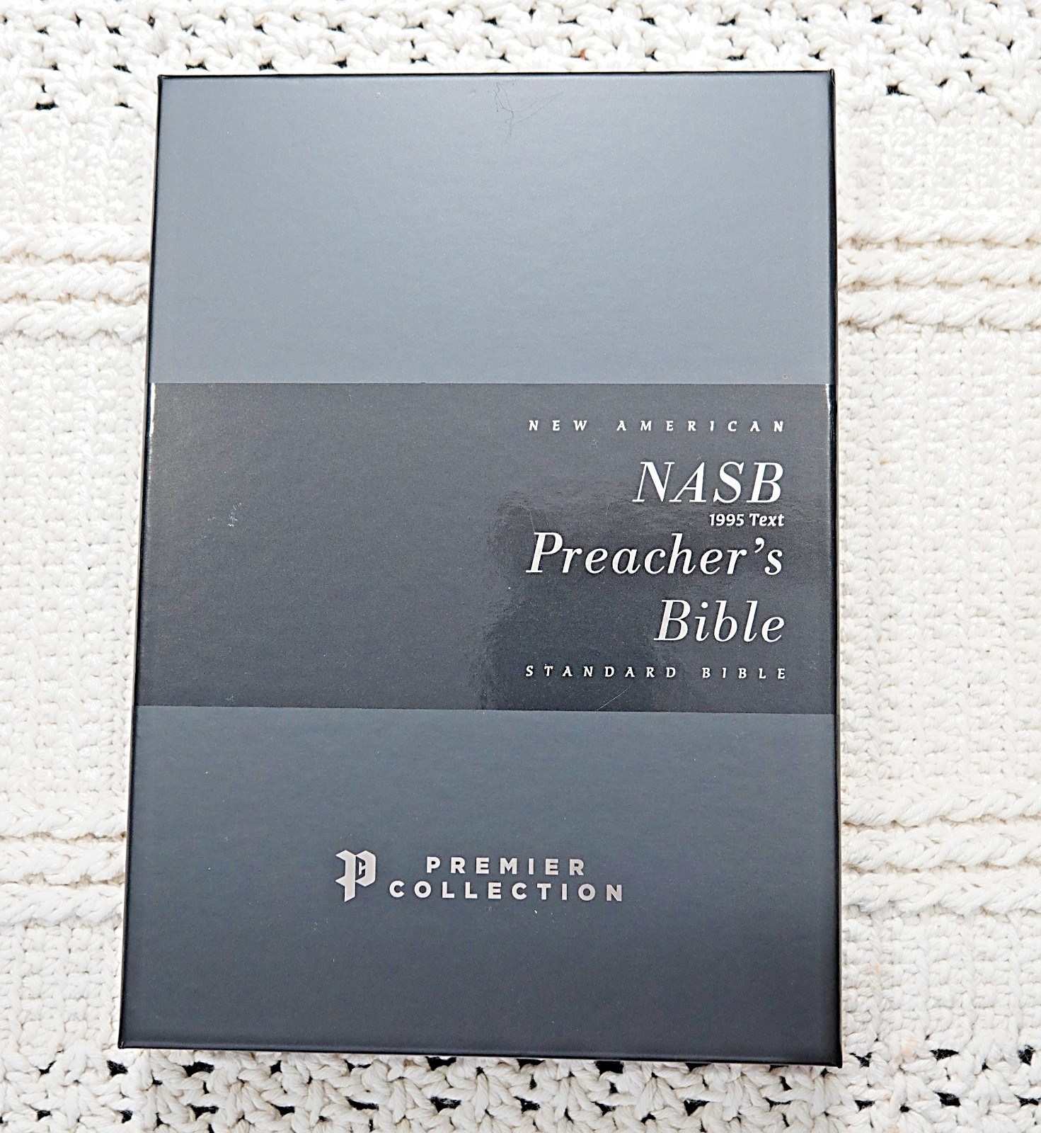 NASB Premier Edition Preacher’s Bible, 1995 edition, barely used, OUT OF PRINT