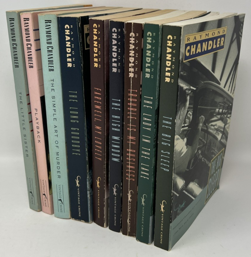 CRIME/MYSTERY NOVELS: 9-Paperback Lot by Raymond Chandler – Pub Vintage Crime