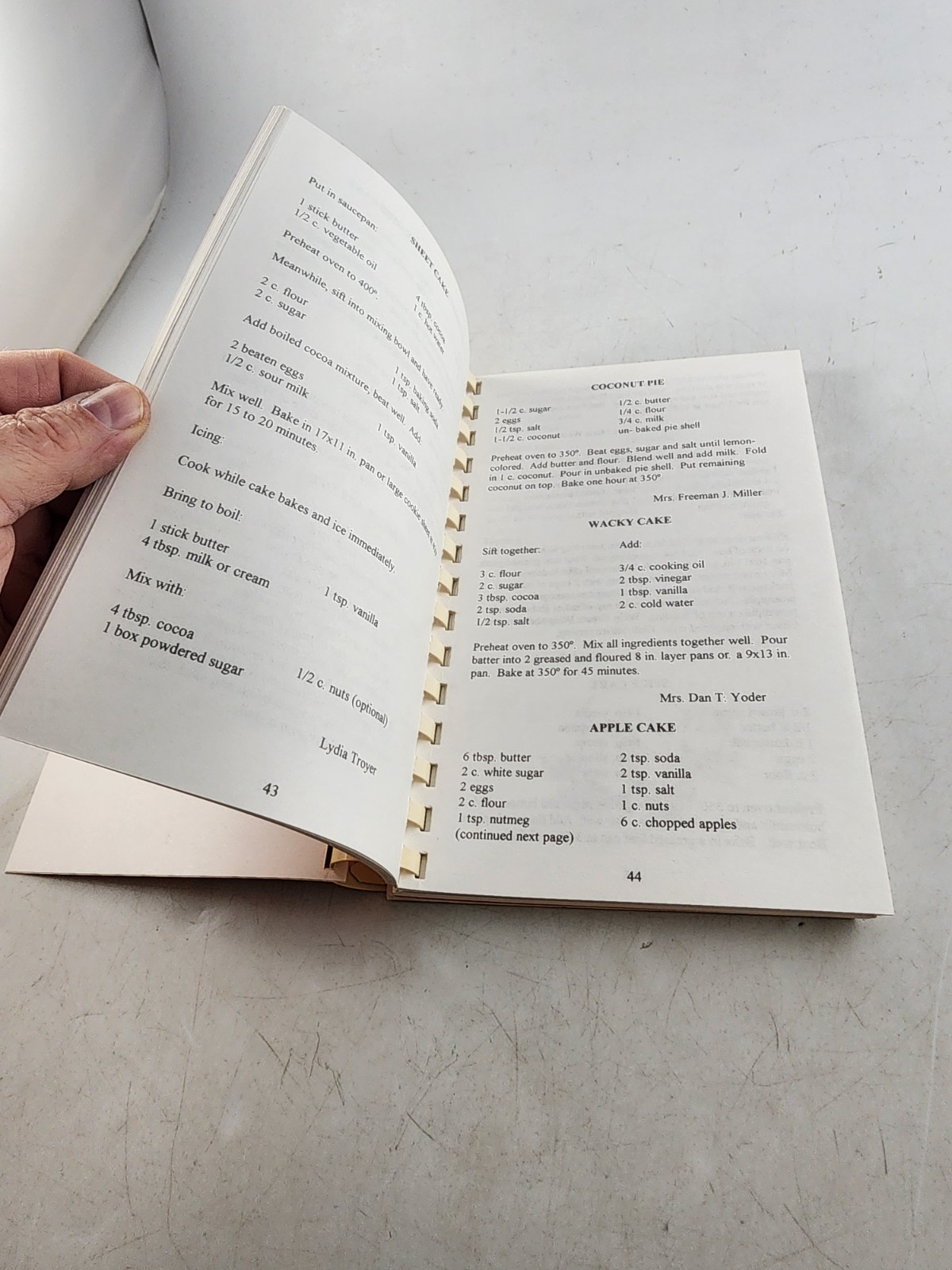 The Amish Way Cookbook Adrienne Lund 1994 Revised Home Remedies Spiral Bound