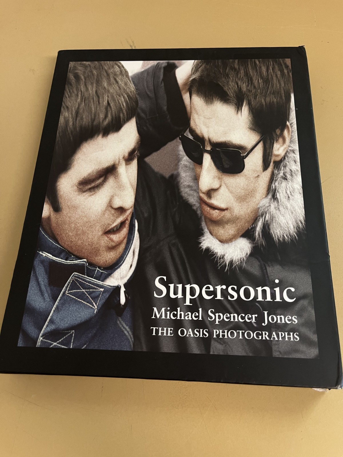 Supersonic The Oasis Photographs By Michael Spencer Jones, PLEASE READ