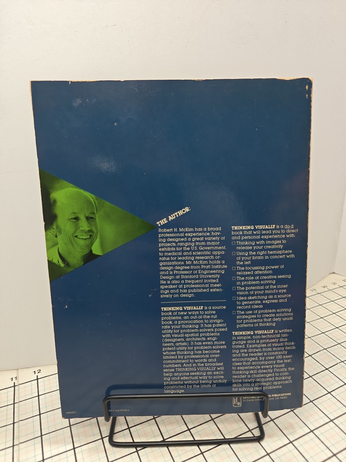 Thinking Visually: A Strategy Manual for Problem Solving Paperback (1980)