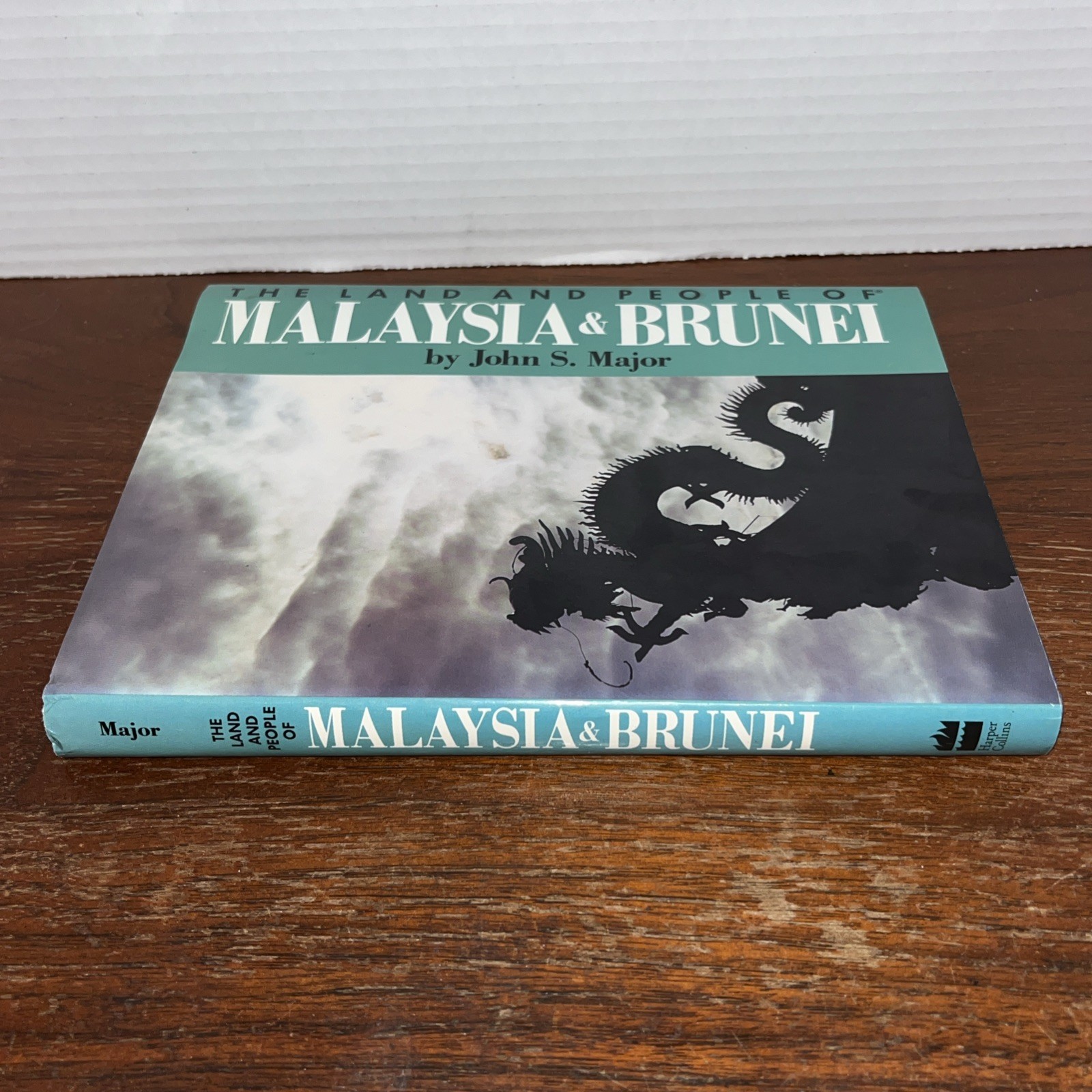 Land and People of Malaysia and Brunei – John S. Major (1991 Hardcover) 1st Ed G