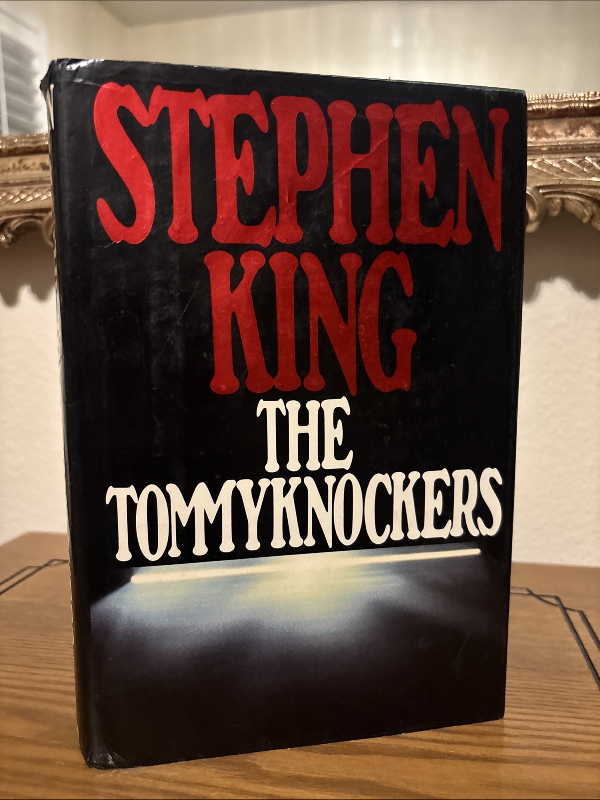Stephen King. THE TOMMYKNOCKERS. Putnam, 1987. 1st HC/DJ. Scarce!