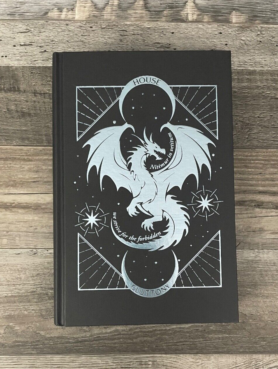 Waterstones THRONE OF SECRETS Kerri Maniscalco SPRAYED EDGES UK 1st/1st