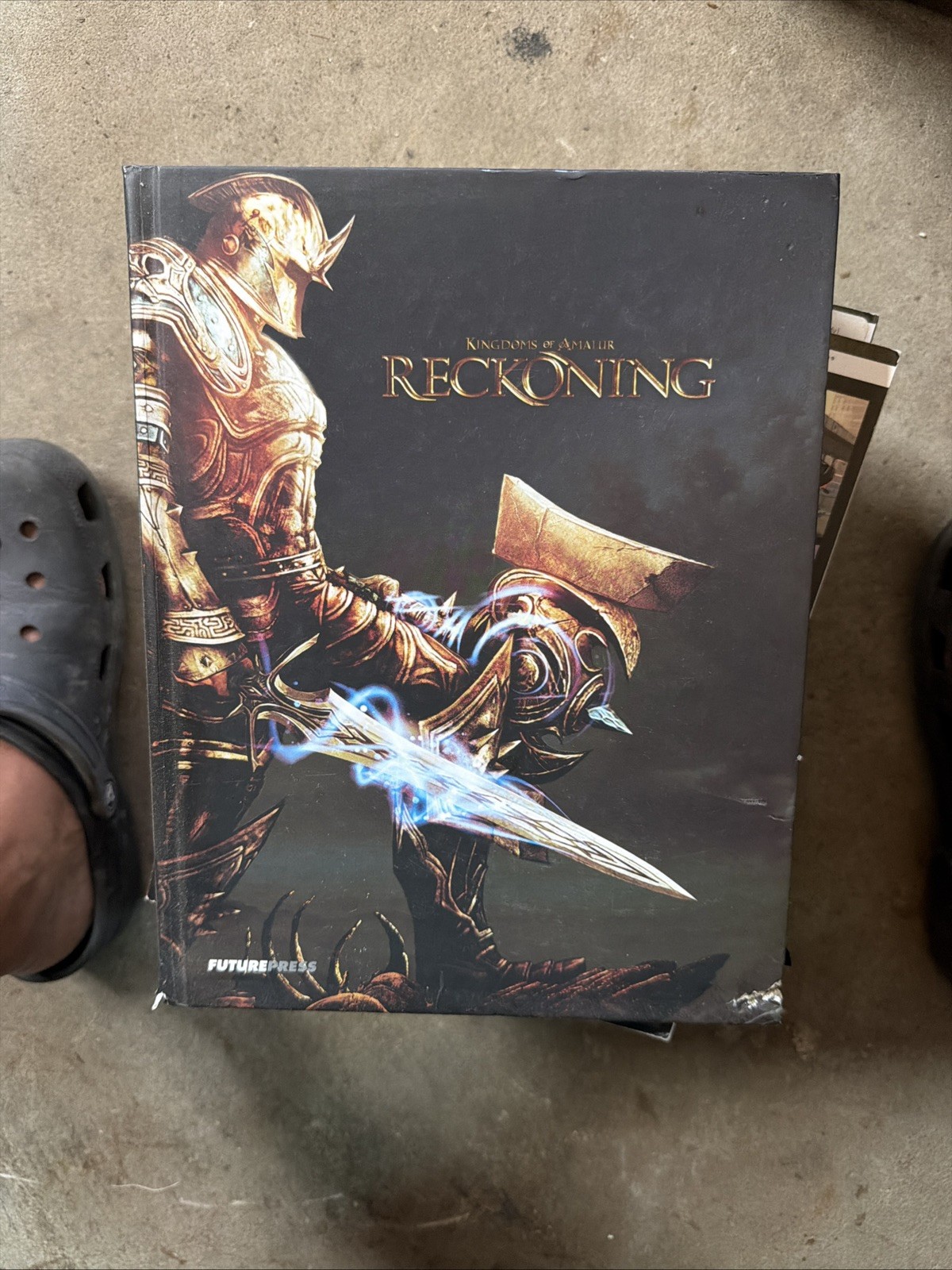 Kingdoms of Amalur: Reckoning Official Harcover Guide by Future Press See Pics