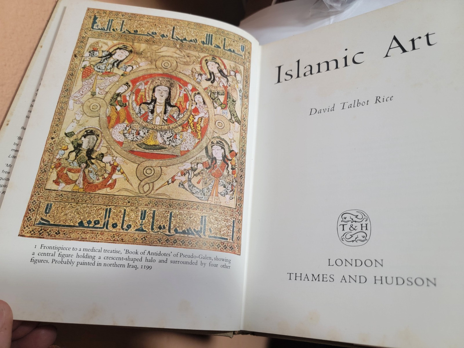 Islamic Art, David Talbot Rice, Published 1965 Revised 1975, HC Great Condition