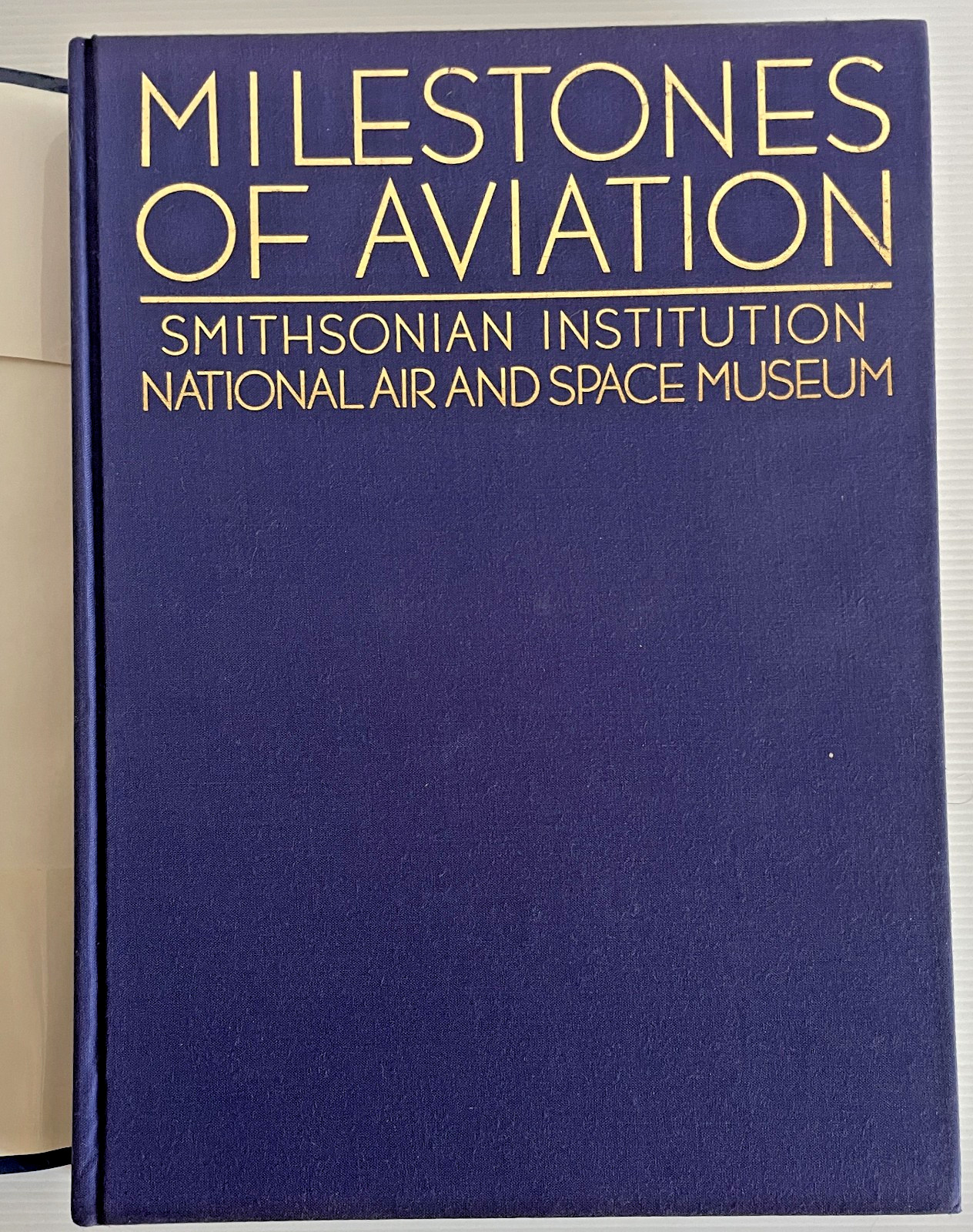 Milestones of Aviation Smithsonian Institution National Air & Space Museum HC