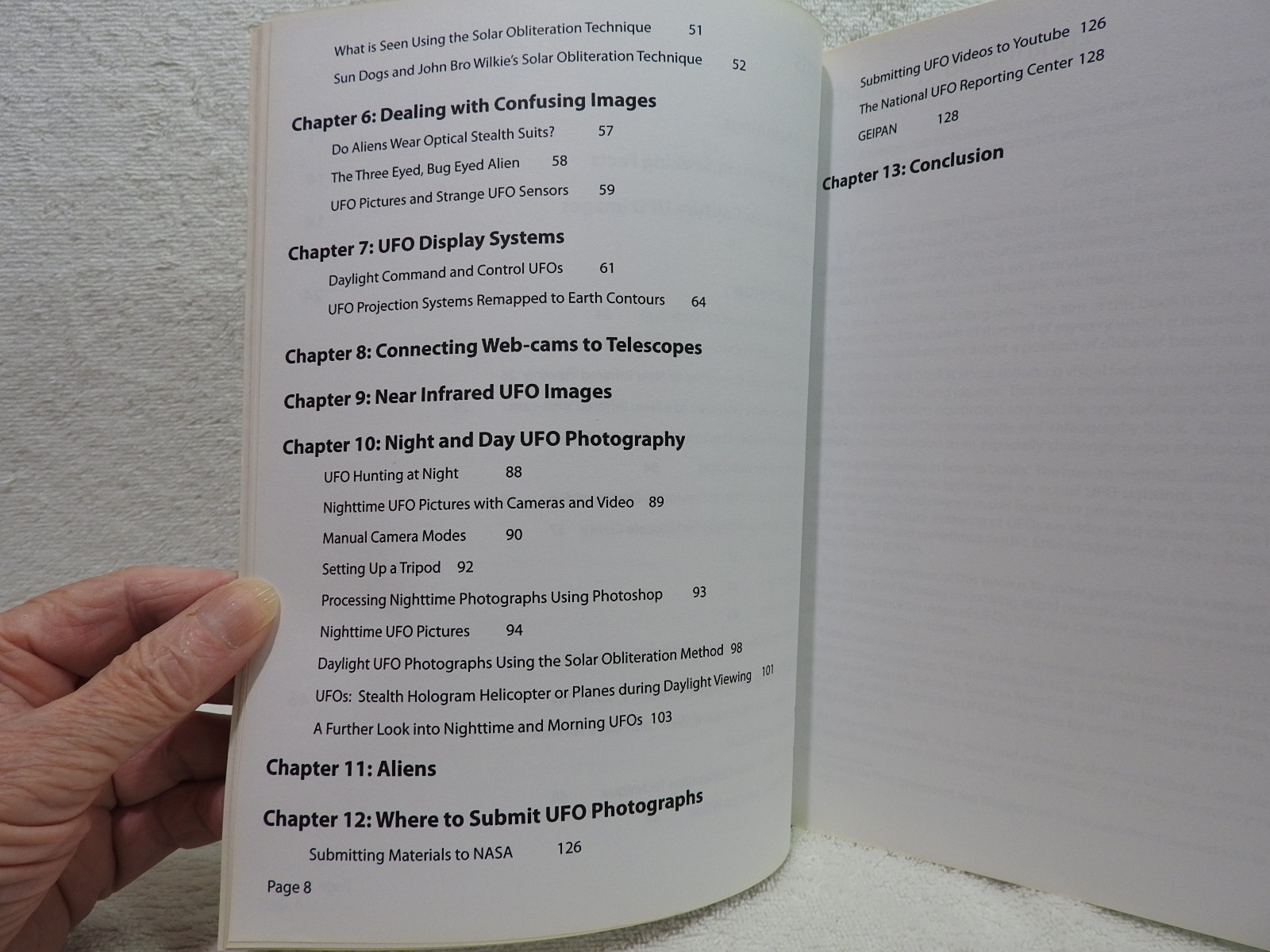 Photography Methods for the UFO Hunter by J. Chisholm 142 Page 1st Edition 👀*..