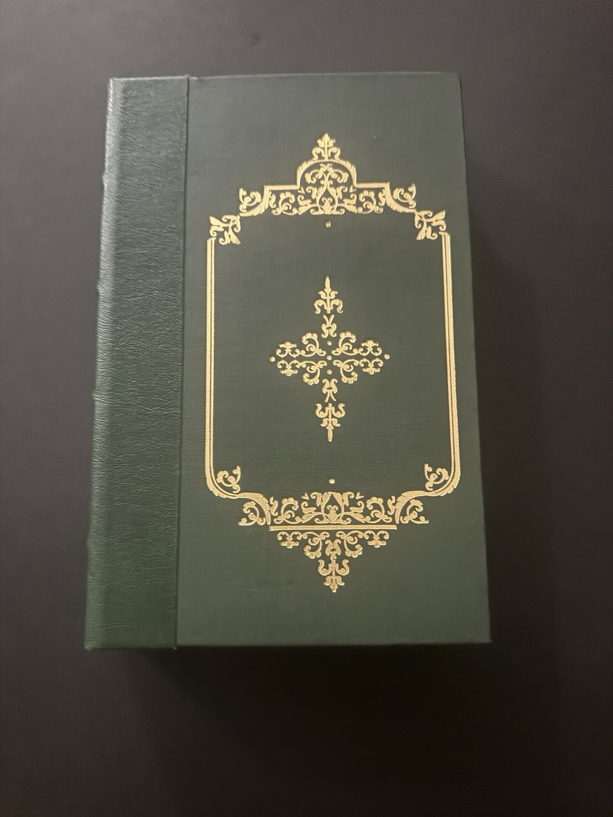 The Trials of Oscar Wilde by H. Montgomery Hyde Notable Trials Library 1989 Gold