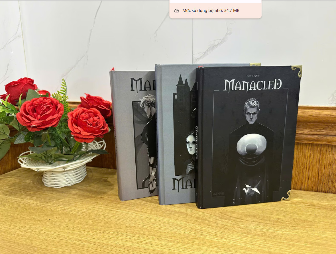 manacled book by senlinyu Full chapter (volume 1.2.3) – Hard cover