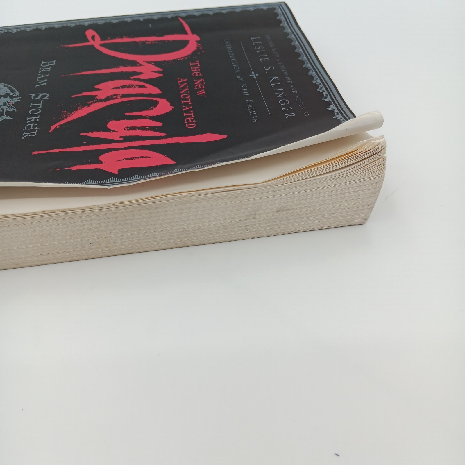 The New Annotated Dracula by Bram Stoker W. W. Norton Annotated Illustrated