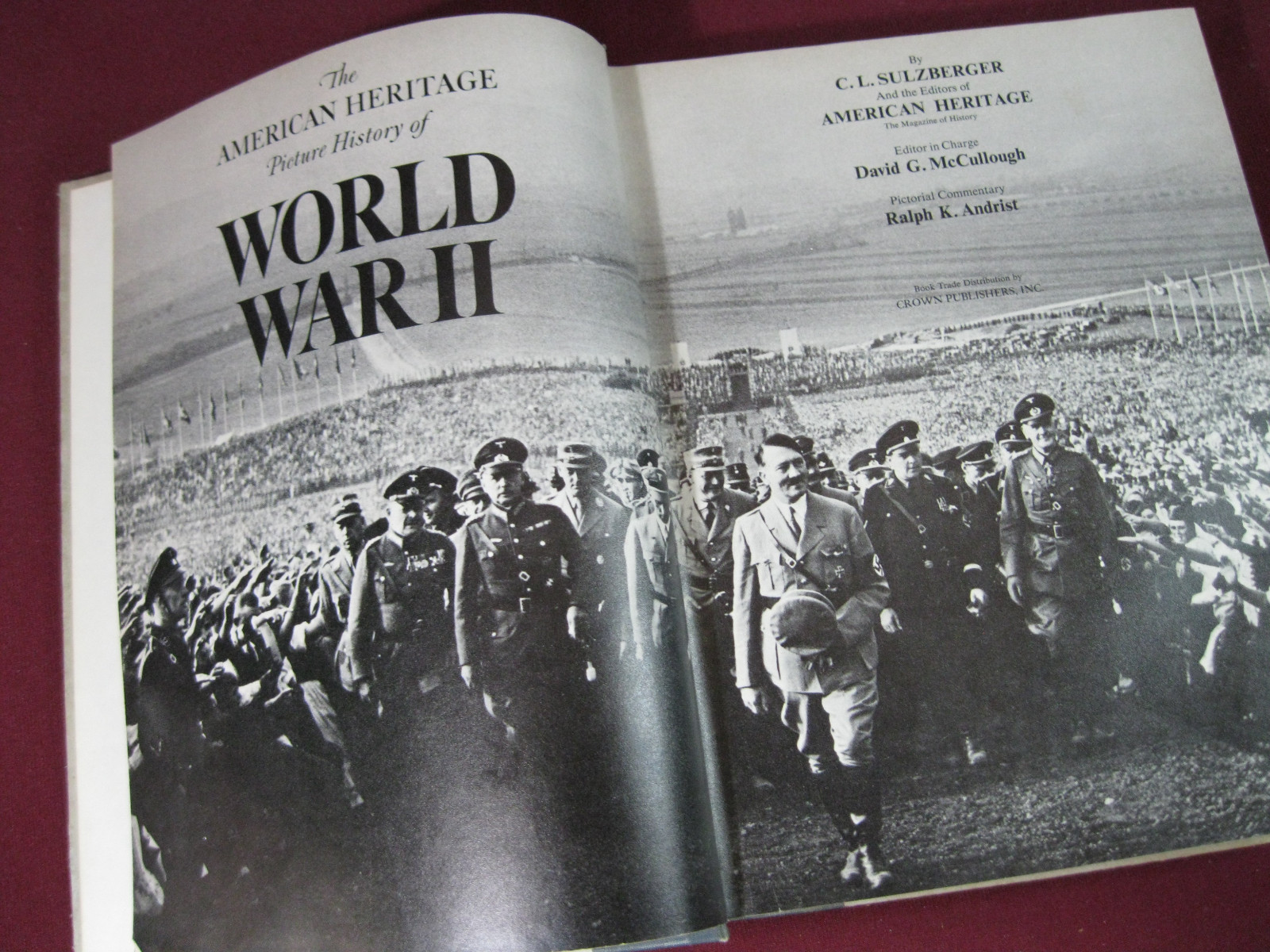 Book, American Heritage Picture History of World War II, 1966, 640 pages, SP1