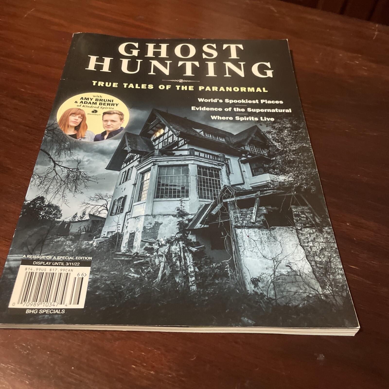 GHOST HUNTING ~TRUE TALES OF THE PARANORMAL: Reissue Of A Special Edition
