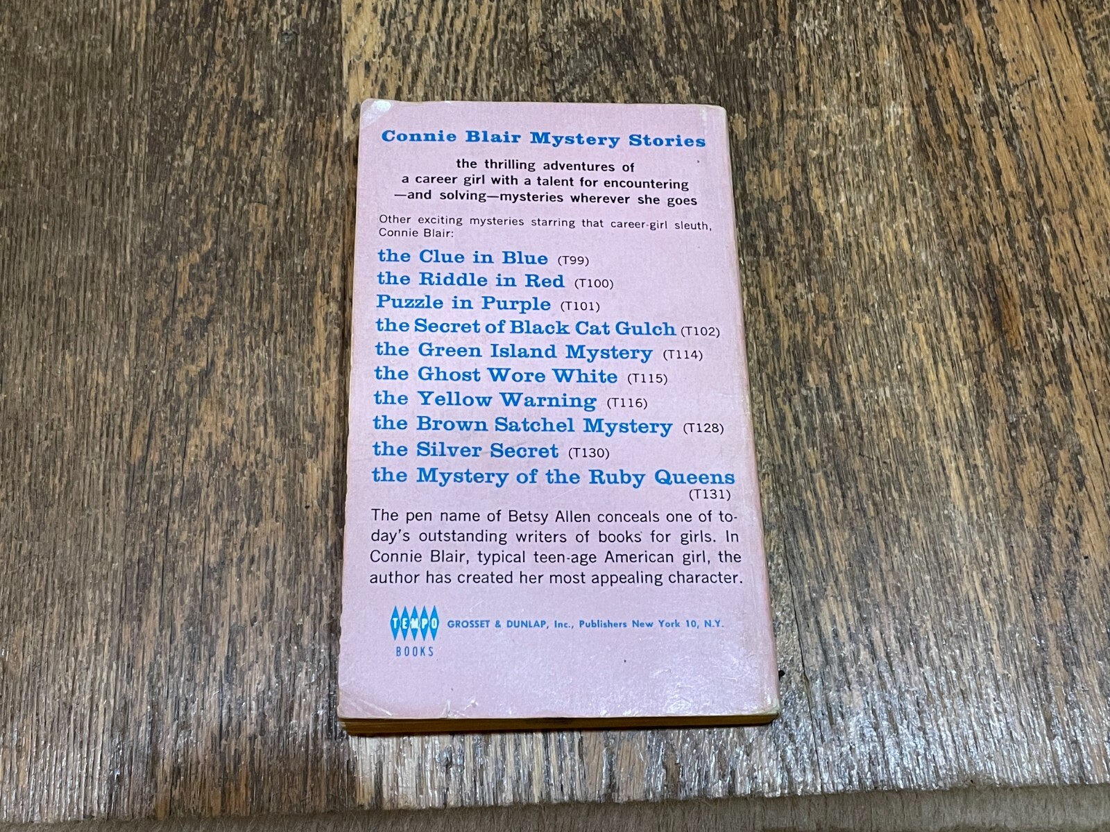 Peril in Pink – Softcover Book – Betsy Allen – Tempo Books 1966