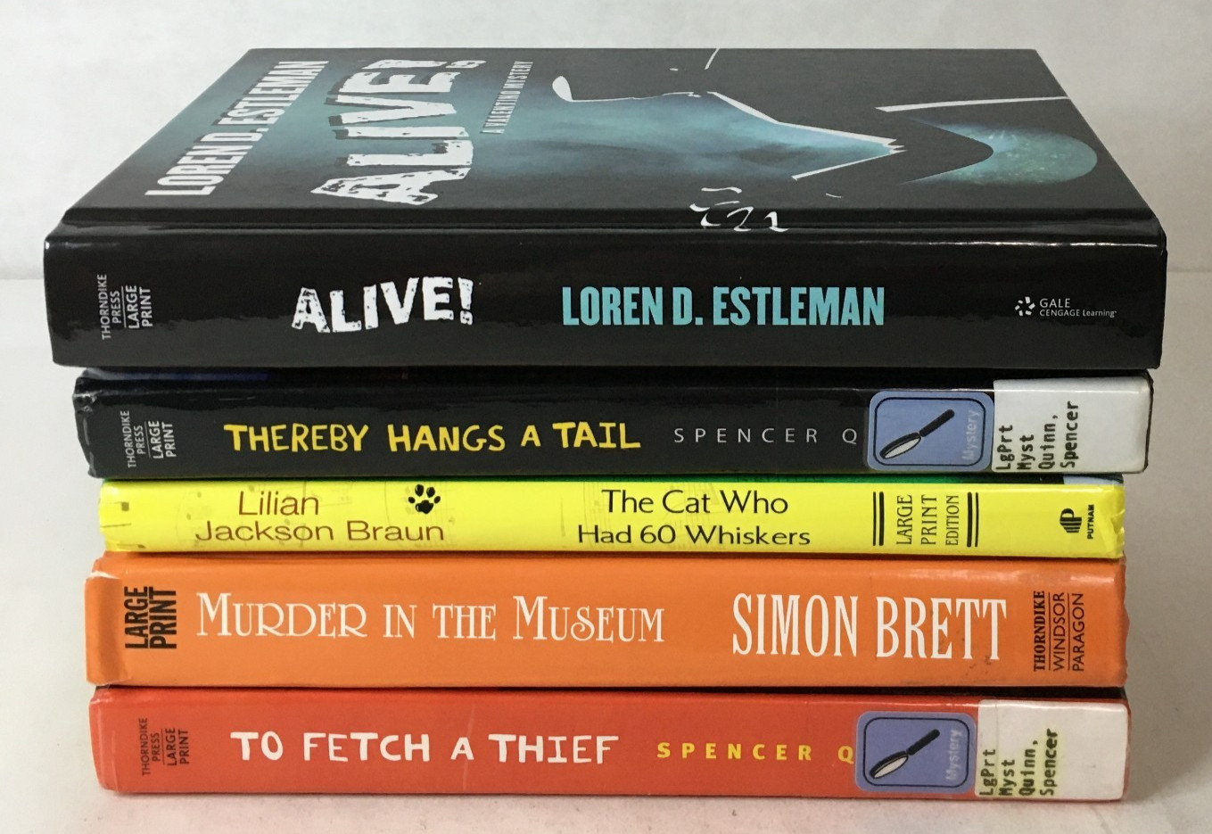 Cozy Mystery LARGE PRINT Lot of 5 – Estleman Braun Brett Spencer Quinn