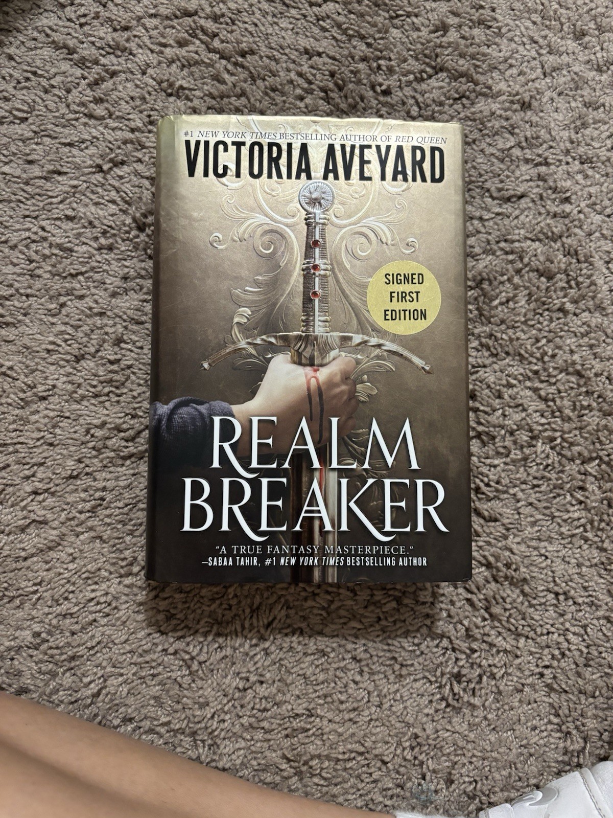 Realm Breaker Victoria Aveyard Signed First Edition 1st Printing 2021 Hardcover