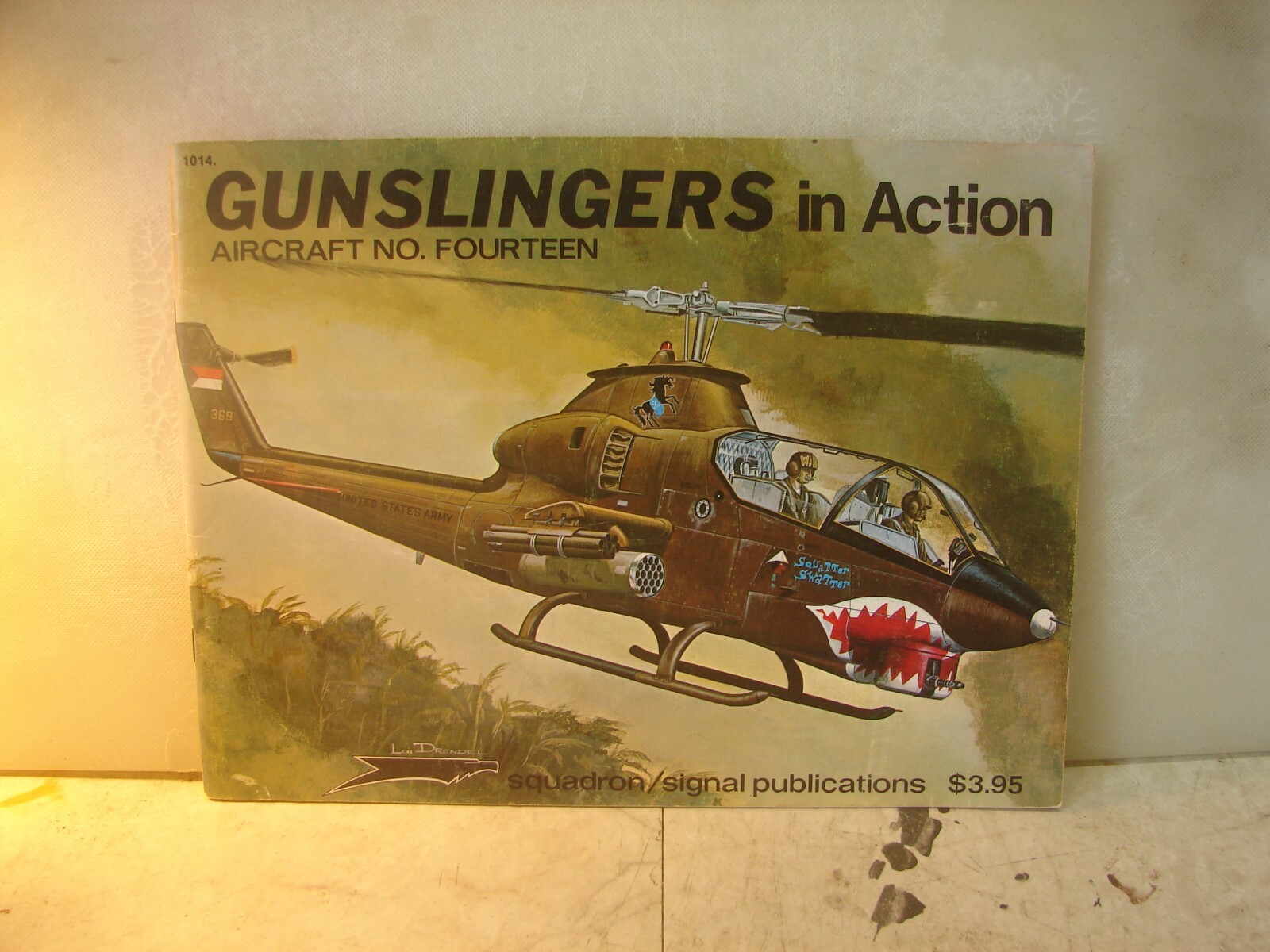 Gunslingers in action Squadron. Soft Cover. 50 Pages.