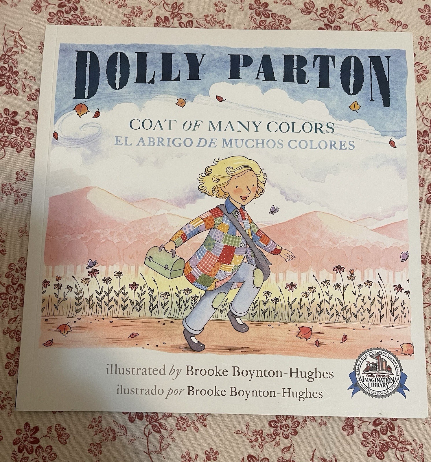 Dolly Parton’s Coat Of Many Colors Children’s Picture Book Bilingual